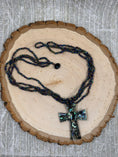 Bild in Galerie-Betrachter laden, colorful beaded necklace with inlayed cross on wood block
